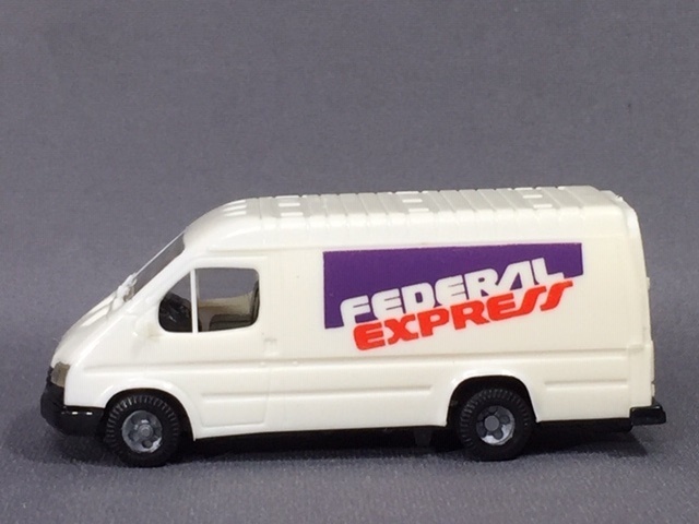 1/87 Praline Ford Transit '87 (Federal Express)_画像3