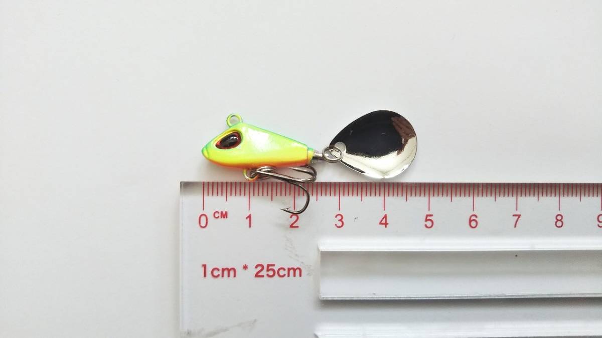 小型サイズ スピンテールジグ 9g 小物釣り メッキ カマス 根魚 ロックフィッシュ ジグスピナー バイブレーション サバの画像4