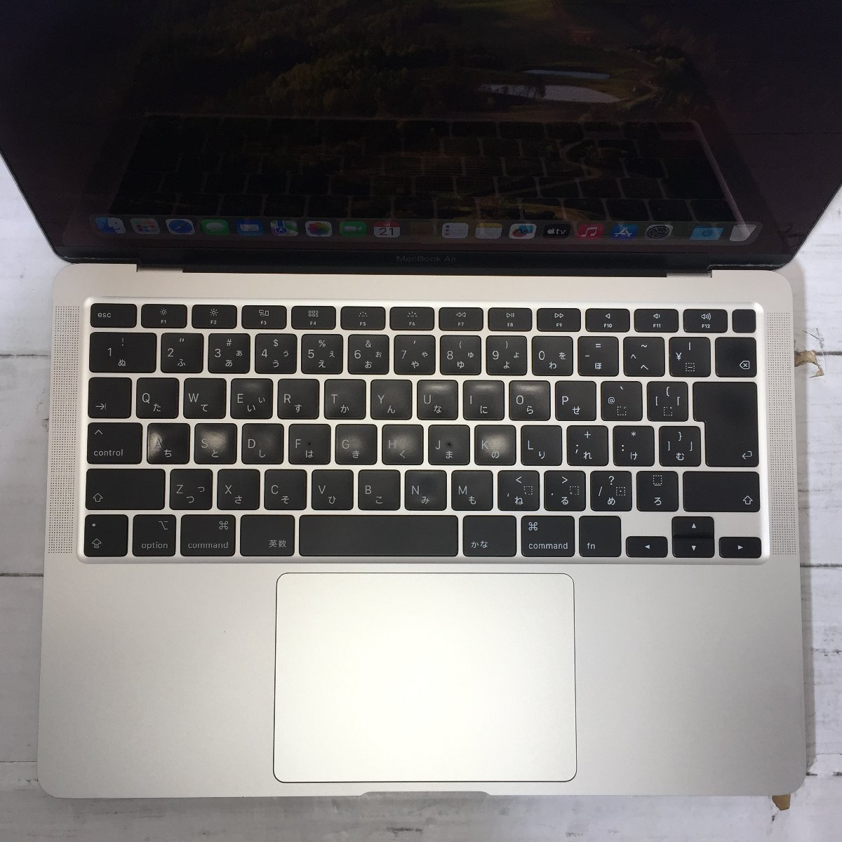 Apple MacBook Air Retina 13-inch 2020 Core i3 1.10GHz/8GB/256GB(NVMe) 〔B0408〕_画像3