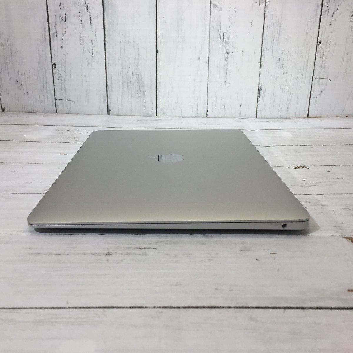 Apple MacBook Air Retina 13-inch 2020 Core i3 1.10GHz/8GB/256GB(NVMe) 〔B0408〕_画像5