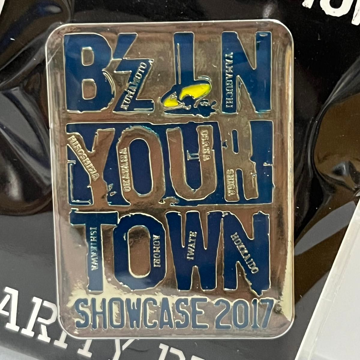 B'z IN YOUR TOWN SHOWCASE 2017 チャリティーピンズ　チャリティーピンバッジ