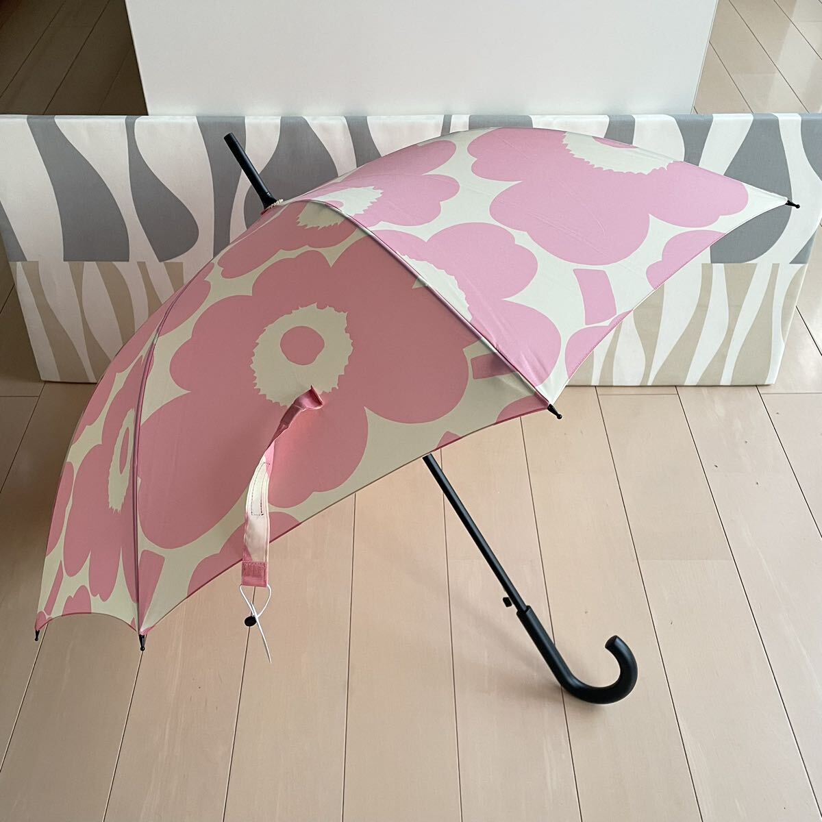  новый товар marimekko Stick Pieni Unikko Marimekko длинный зонт розовый одним движением 