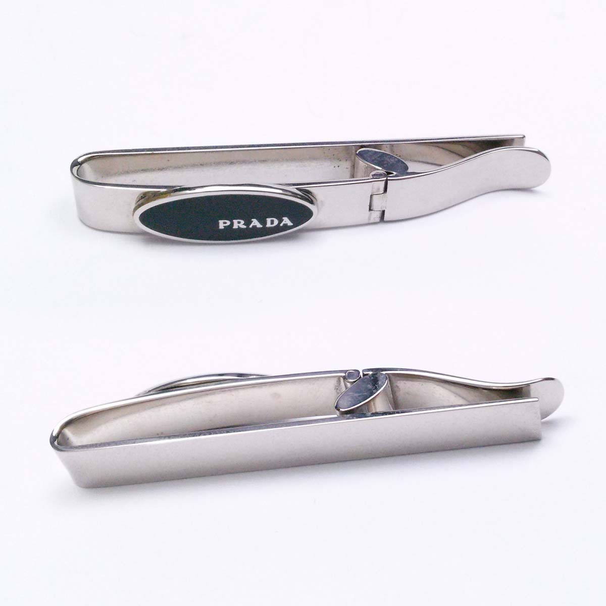 【正規販売店】 Yahoo!オークション - タイ PRADA タイピン 【美品】プラダ シルバー