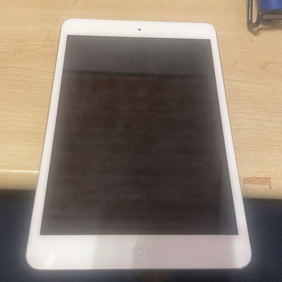 iPad mini3 充電の減りは早いです iOSが低いので安く売ります