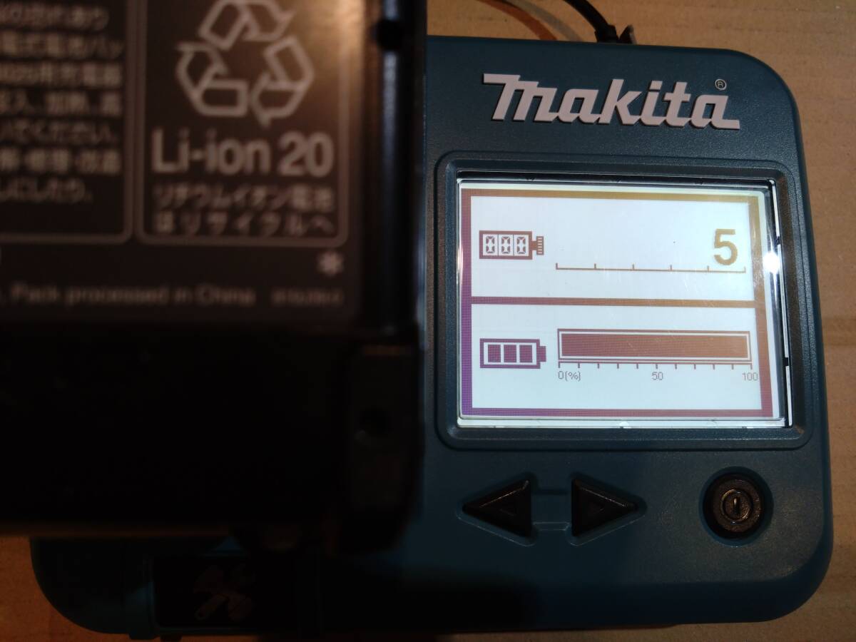 マキタ 純正リチウムイオンバッテリー BL4025 40V 2.5Ah 充電回数5回 36V 202815BWSA03459 綺麗！_画像8