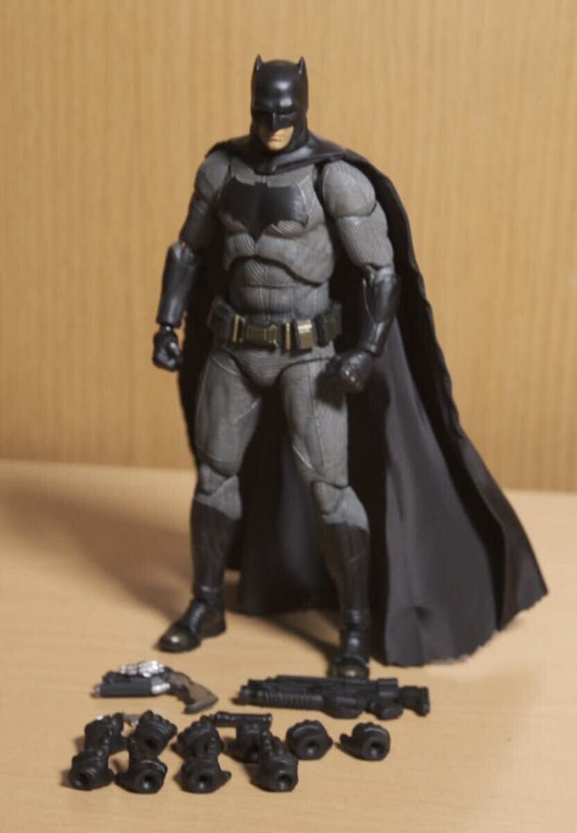 MAFEX バットマン　BvS ジャスティスの誕生