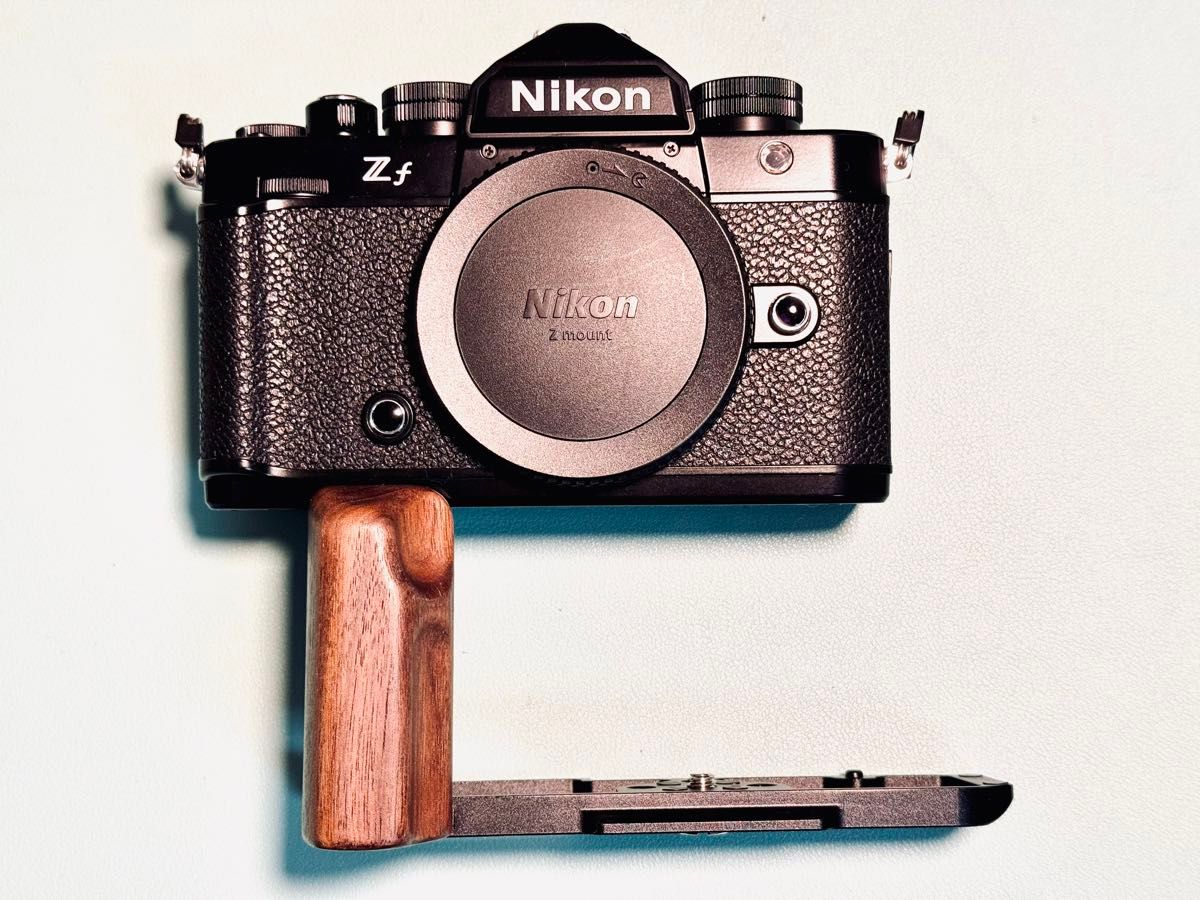 Nikon Zf ボディ ハンドグリップ(ウォールナット) + ホットシューカバー Smallrig EN-EL15C バッテリー