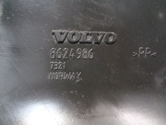  Volvo XC90 CB6294AW air cleaner box original 