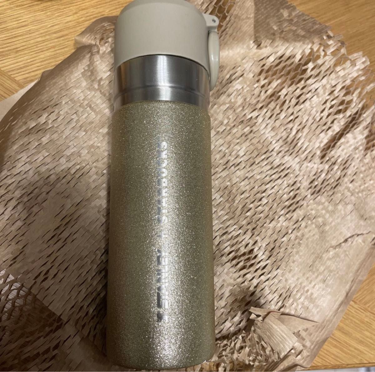 スターバックス ステンレスボトル STANLEY グリッター ゴールド スターバックス ステンレスボトル STANLEY グリッター ゴールド