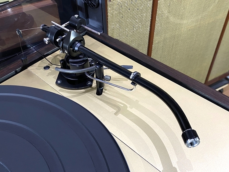 THORENS TD126 MKIII Centennial ターンテーブル SME 3010-R BLACK 搭載 新品ベルト等付属 Audio Stationの画像6