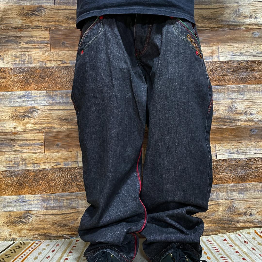 COOGI クージー ブラックデニム ブラックジーンズ 極太 w34 刺繍 COOGI クージー ブラックデニム ブラックジーンズ 極太 w34 刺繍
