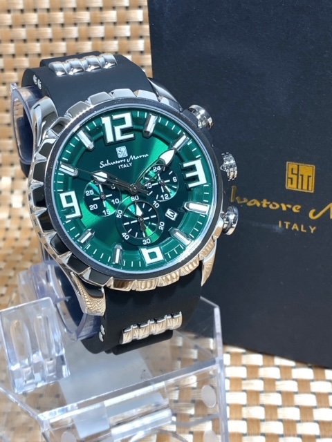 新品 Salvatore Marra サルバトーレマーラ 腕時計 正規品 クオーツ クロノグラフ 10気圧防水 カレンダー ラバーベルト グリーン ブラック_画像2