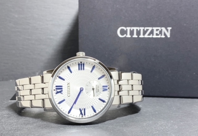 新品 シチズン CITIZEN 正規品 腕時計 クオーツ スモールセコンド ステンレスベルト ホワイト アナログ腕時計 プレゼント ギョーシェ彫り_画像5