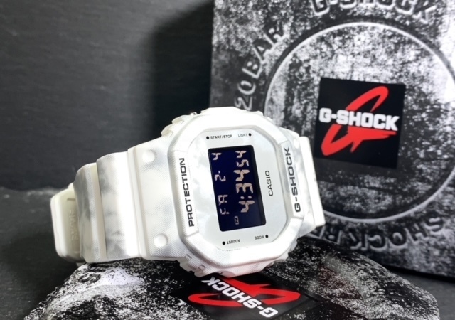 新品 CASIO カシオ 正規品 G-SHOCK ジーショック Gショック 腕時計 スノー カモフラージュ 多機能 デジタル ホワイト グレー DW-5600GC-7_画像6