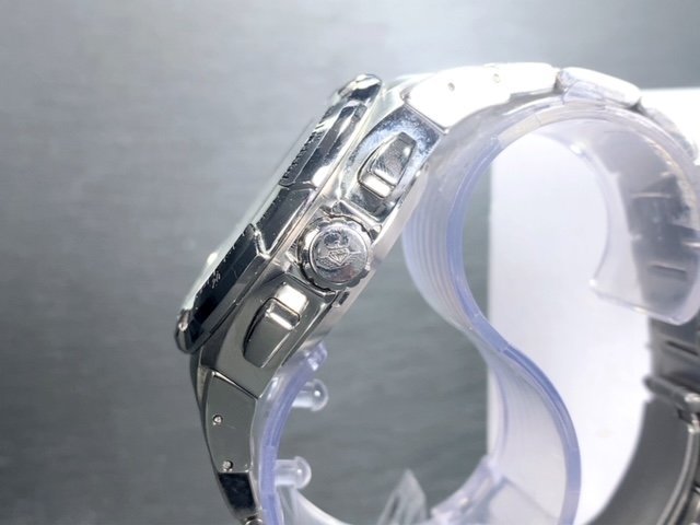 新品 正規品 ドミニク DOMINIC 自動巻き 腕時計 オートマティック カレンダー 防水 ステンレス シルバー ホワイト ビジネス プレゼント_画像5