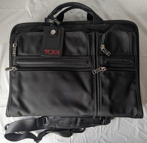 【送料込み】TUMI トゥミ ビジネスバッグ 2way 26114D4 A4 黒 ショルダーストラップあり ブラック BLACK キャリーバッグ　管理№ 6829