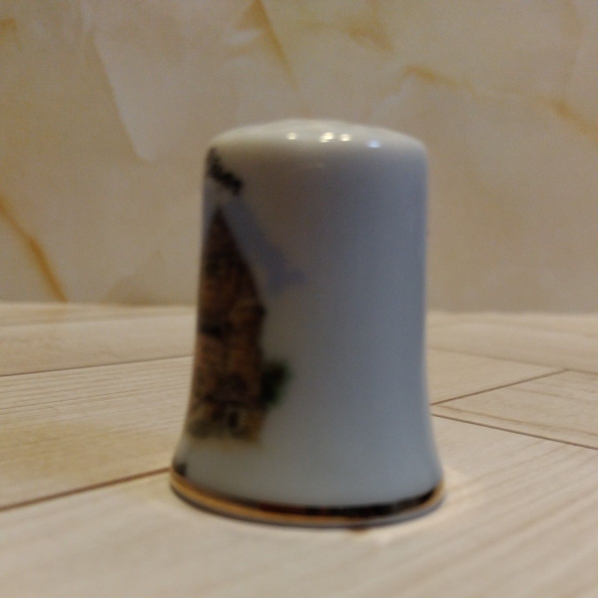 セザールの塔　プロヴァン　フランス　シンブル　指貫　指ぬき　陶器製