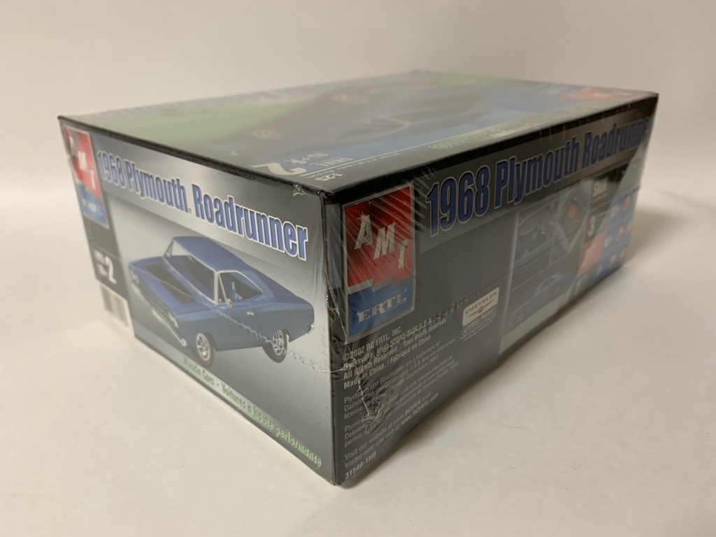 ☆2002年製 AMT/ERTL【1968 Plymouth Roadrunner】MOPAR/Chrysler/Dodge/モパー/クライスラー/プリムス/ロードランナー 1/25（未開封）☆_画像4