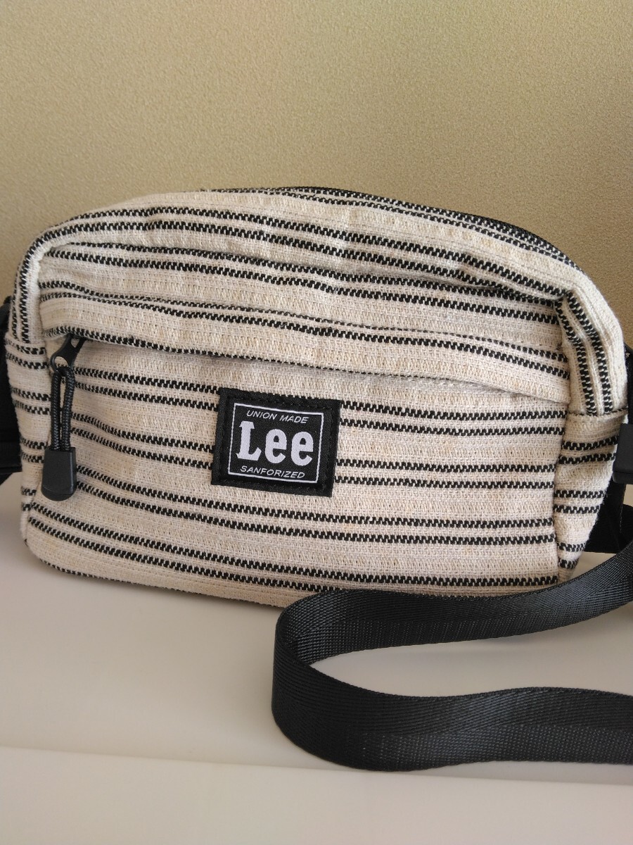 Lee shoulder bag 