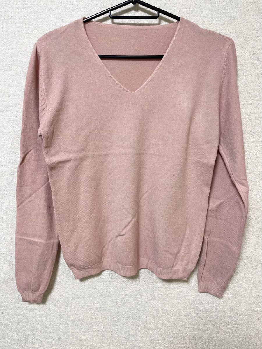 ☆値下げ☆ Vネック　シンプル　ニット　セーター　プルオーバー　シンプル　カラー　ピンク