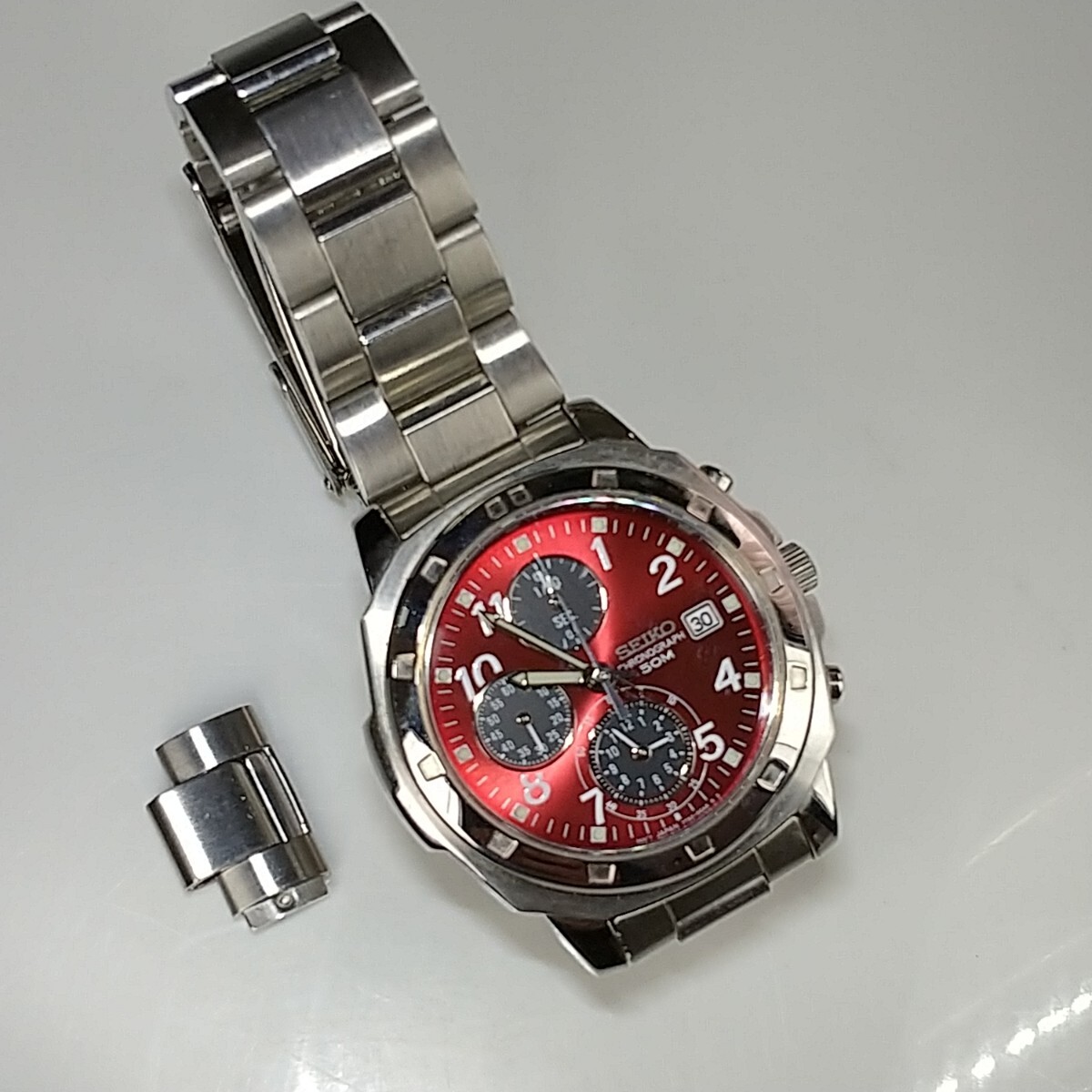 腕時計 SEIKO CHRONOGRAPH 50M 7T92-0CA0 レッド盤 純正バンド 電池交換済 余り駒付_画像2