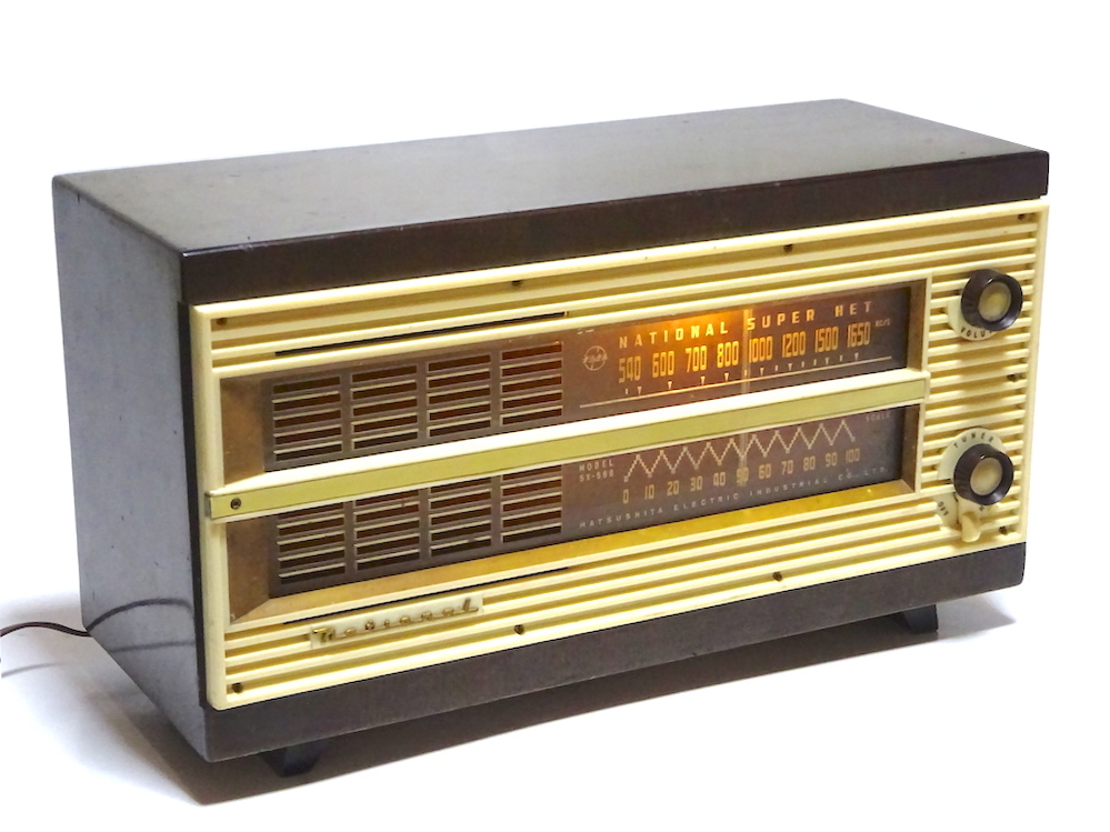 昭和の名機“復活”ナショナル RF-2800 (Wide FM対応、FM高感改善 昭和の名機“復活”ナショナル RF-2800 (Wide FM対応、FM高感改善