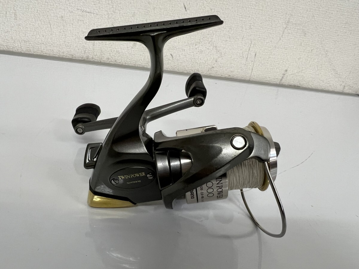 SHIMANO TWIN POWER 3000 スピニングリール シマノ ツインパワー_画像3