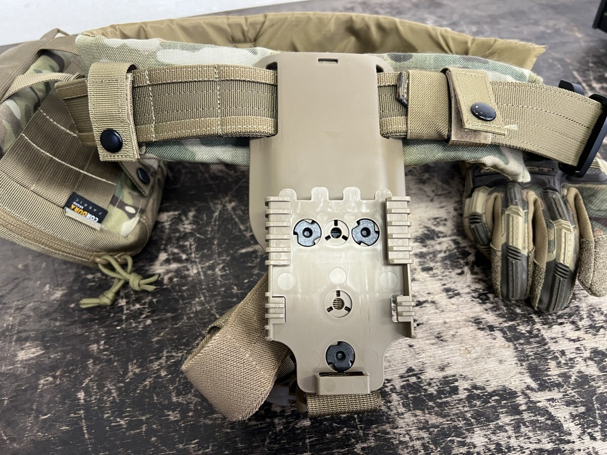 美品！J-TECH TACTICAL NYLON GEAR ベルト Mサイズ モールベルト ポーチ、グローブ付きの画像4