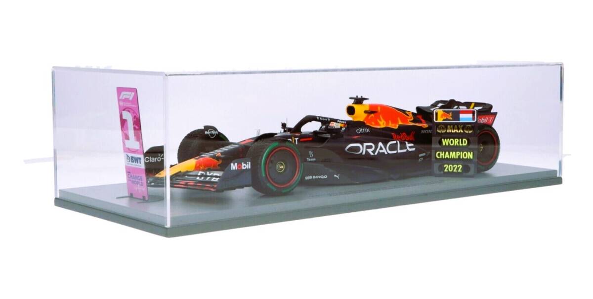 ★スパーク 1/18レッドブルF1 RB18 日本GP2022ワールドチャンピオン　新品未開封！　この機会にぜひ！！コレクタ向き　傑作モデルカー_画像9