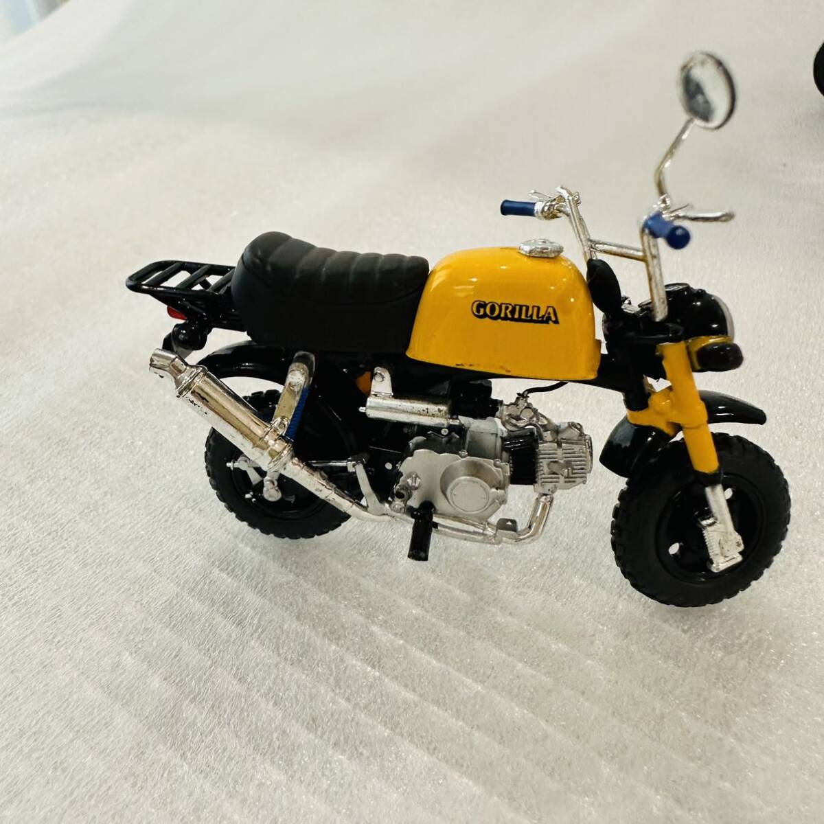 1/24スケール位？ ゴリラ HONDA ホンダ GORILLA ミニカー オートバイ 原付き スクーター 原チャリMONKEY モンキー カスタムマフラー 改造の画像3