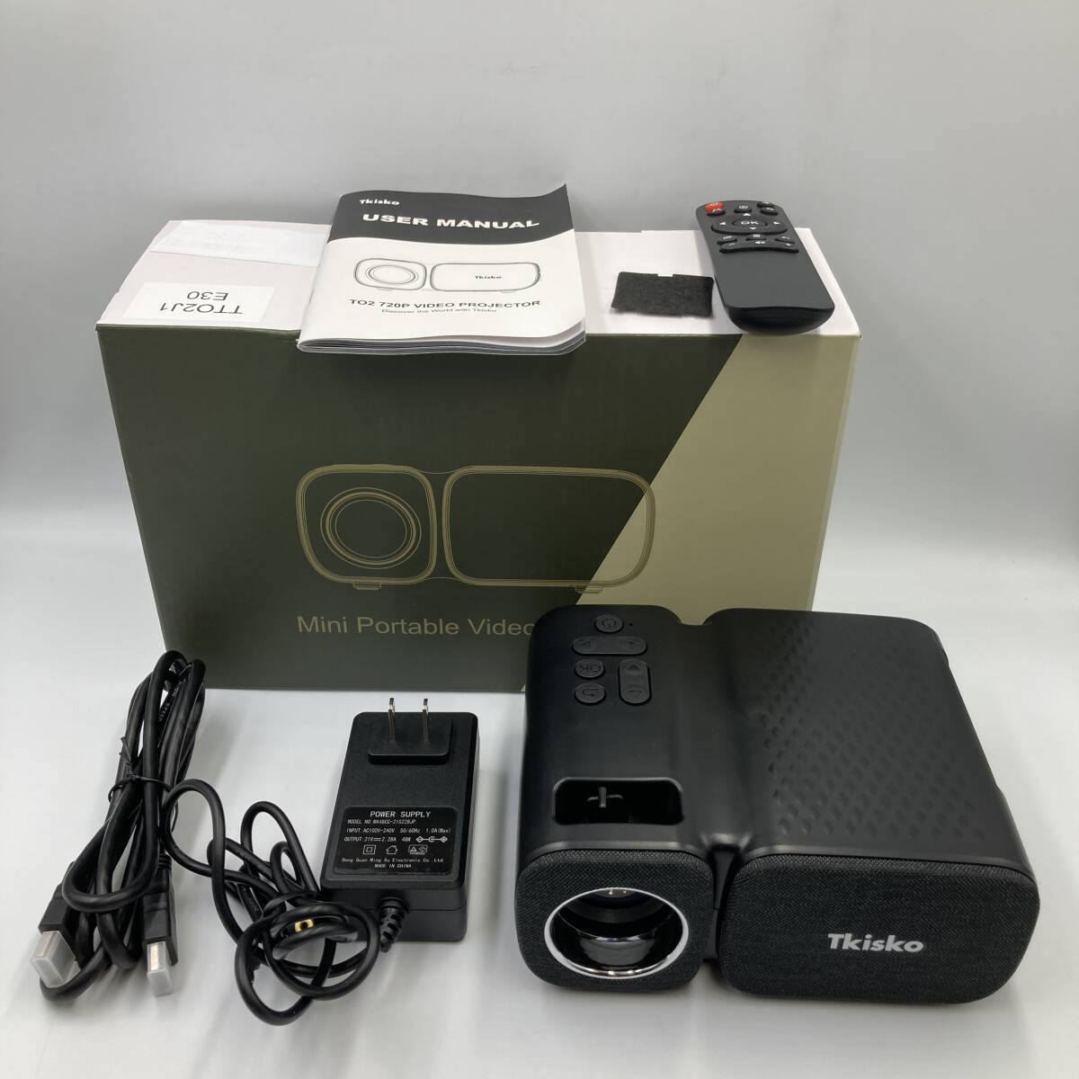 通電確認済み】Tkisko 超小型プロジェクター TO2 Mini Portable 通電確認済み】Tkisko 超小型プロジェクター TO2 Mini Portable