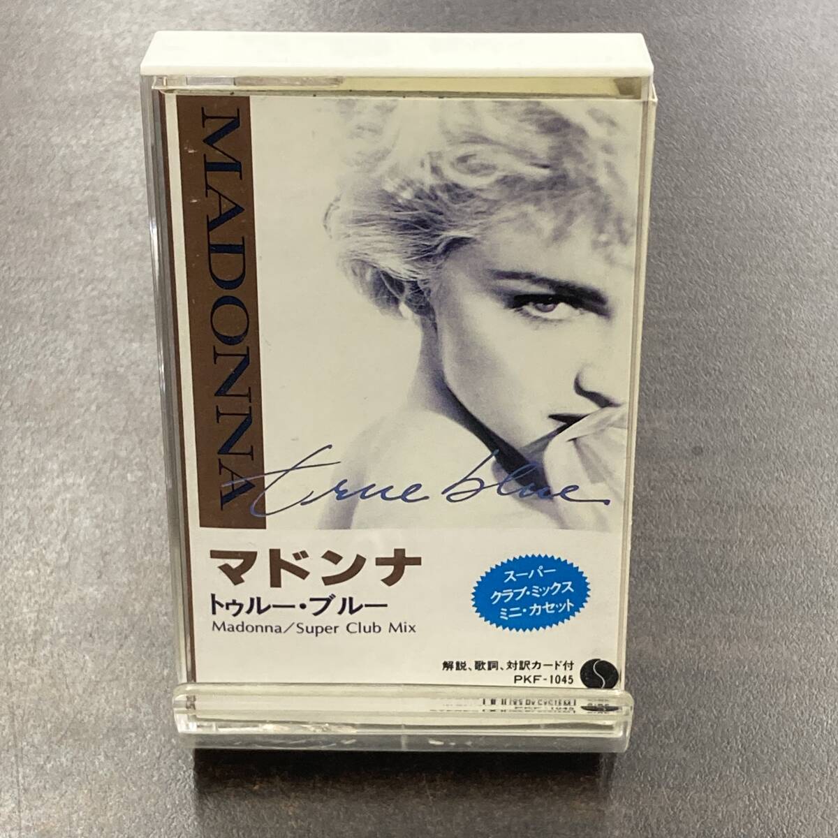 1669M マドンナ トゥルー・ブルー TRUE BLUE カセットテープ / MADONNA Cassette Tape_画像1