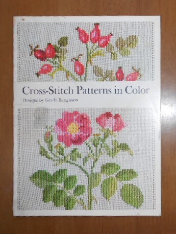 Cross-Stitch Patterns in Color　クロスステッチ　図案　チャート_画像1