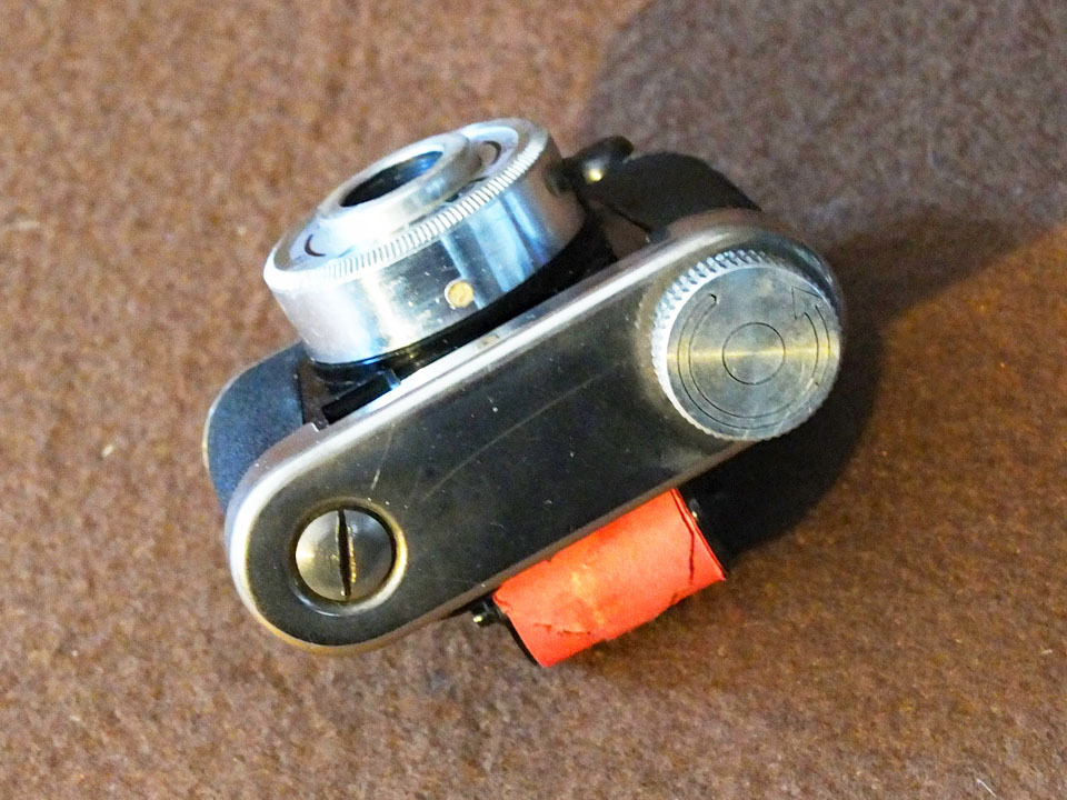 【珍品/ジャンク扱い】クニク ペティ〈西ドイツ製小型カメラ〉：Walter Kunik KG PETIE〈Subminiature Camera/Made in Western Germany〉の画像4