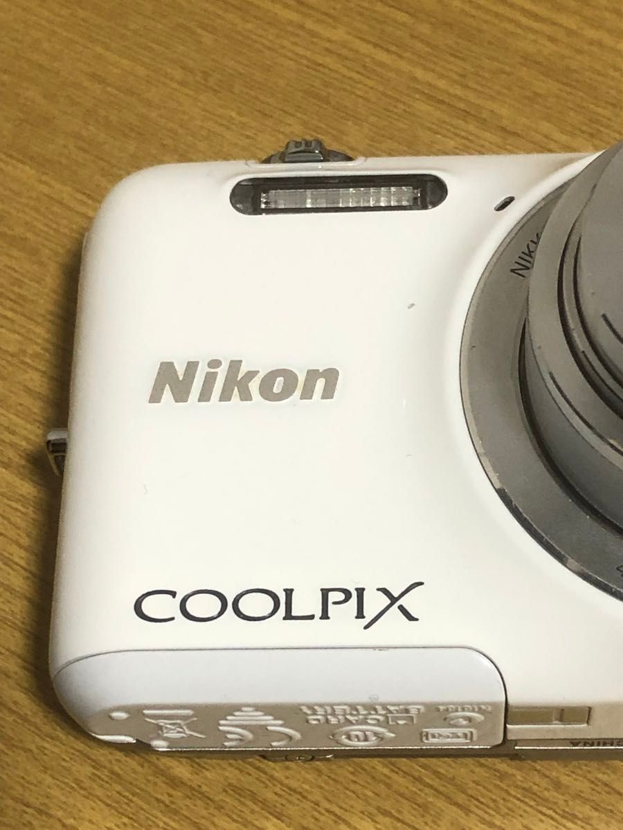 Nikon  Coolpix  S6600   