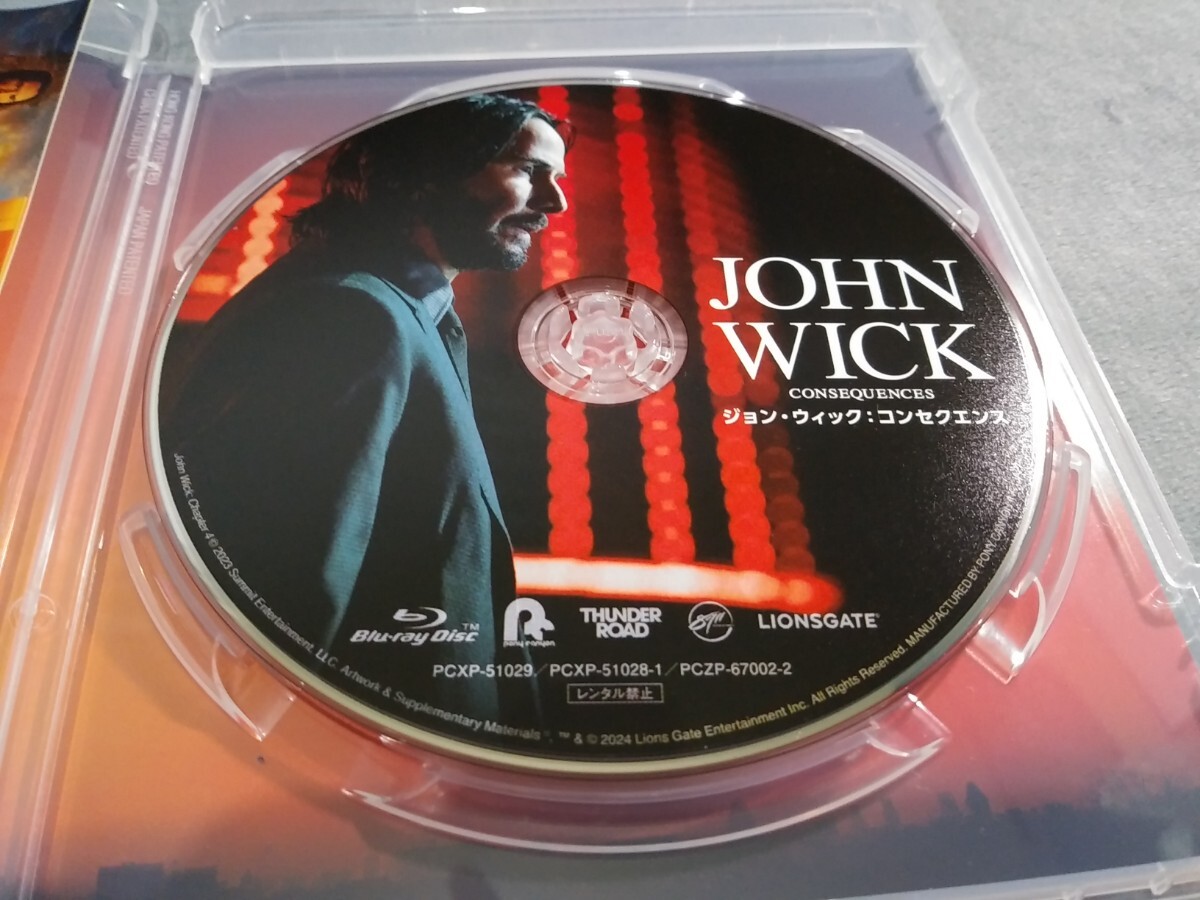 Blu-ray 単品1枚組 ジョン・ウィック:コンセクエンス ステッカー付 国内正規品 映画本編+特典映像 キアヌ・リーブス_画像3