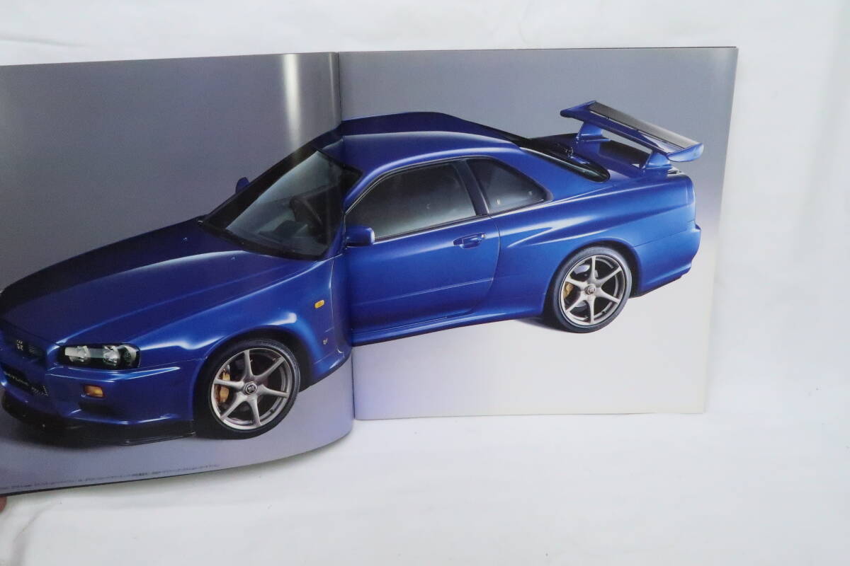 カタログ1999年1月 NISSAN SKYLINE R34 GT-Rソフトカバー簡易カタログ スカイライン 正方形36頁 ニニレ_画像3