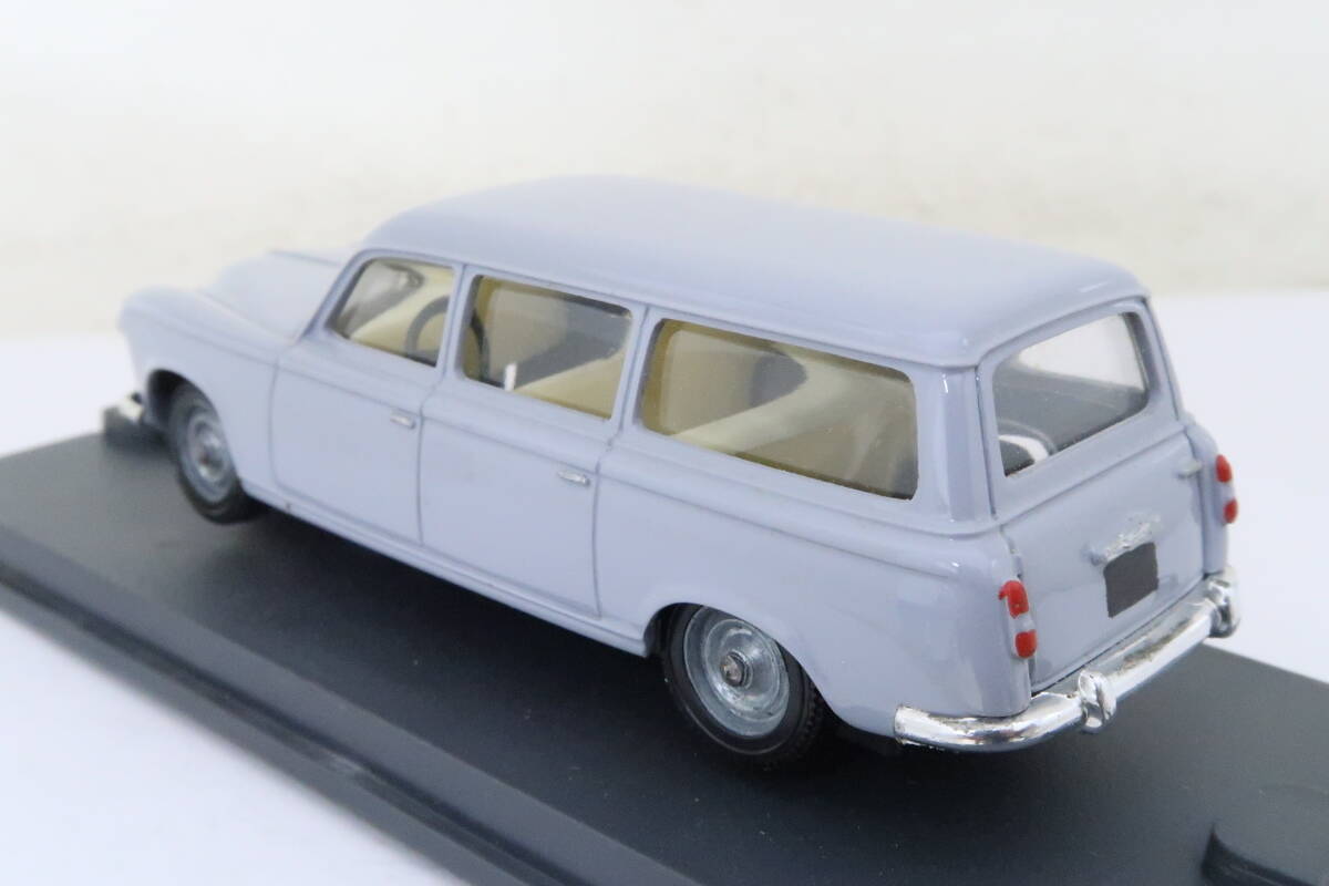 Verem PEUGEOT 403 BREAK プジョー ブレーク 箱付 1/43 フランス製 レジンボディ イイレの画像4