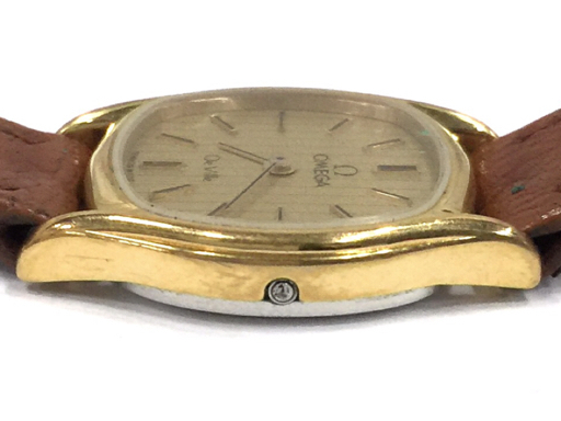 オメガ デビル プッシュ式 クォーツ 腕時計 レディース ゴールドカラー文字盤 純正ベルト 1387 小物 OMEGAの画像3