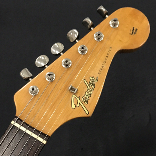 フェンダー ストラトキャスター エレキギター アイボリー ソフトケース付 弦楽器 Fender_画像5