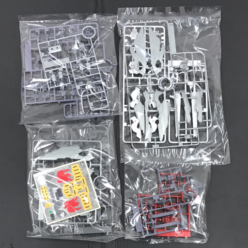 美品 HG 1/144 機動戦士クロスボーン・ガンダム クロスボーン・ガンダムX-0フルクロス 未組立品 プラモデル_画像3