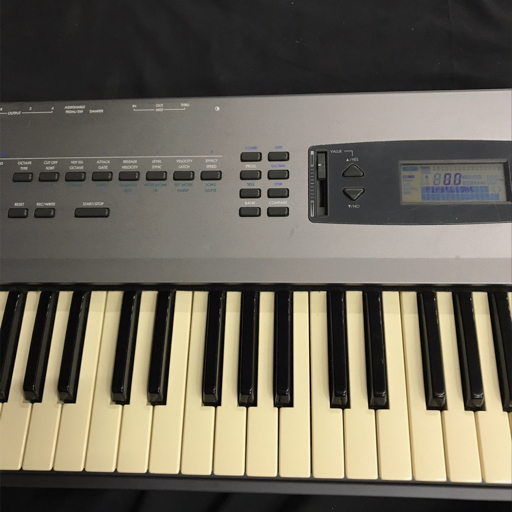 1円 KORG N364 シンセサイザー キーボード 61鍵盤 コルグ 動作確認済み_画像3