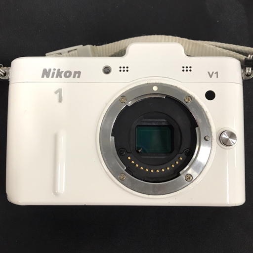 Nikon 1 V1 1 NIKKOR 10mm 1:2.8 ミラーレス一眼レフ カメラ レンズの画像2