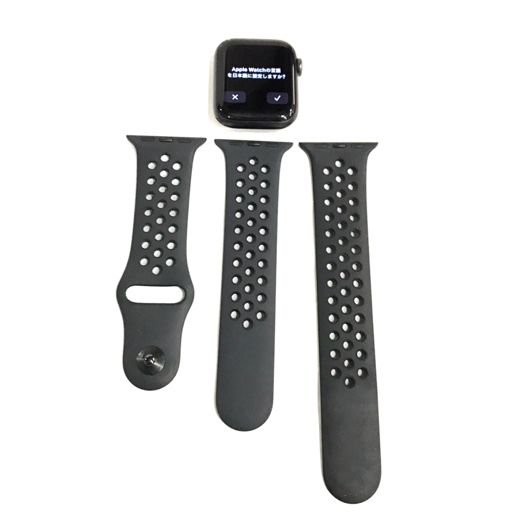1円 Apple Watch Nike SE 40mm GPSモデル MKQ33J/A A2351 スペースグレイ スマートウォッチ 本体の画像1
