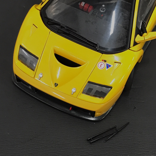 オートアート 1/18 ランボルギーニ ディアブロ イエロー系 ミニカー ホビー 玩具 AUTOart 現状品 QG041-8の画像6