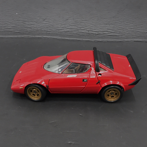 京商 1/18 ランチア ストラトス LANCIA STRATOS ミニカー レッド系 赤系 ホビー 玩具 現状品 kyosho QG041-5の画像2