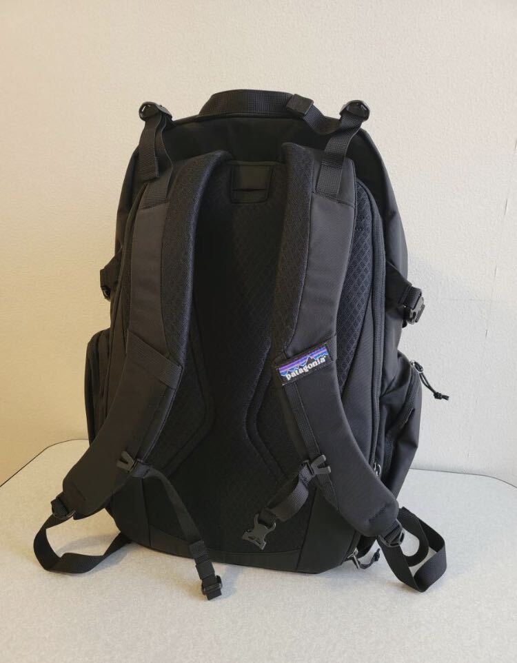 patagonia パタゴニア リュック backpack PaxatPack32L 黒 BLACK 【新品未使用保管品】トラベル旅行通勤通学デイパック 大容量即決即購入の画像2