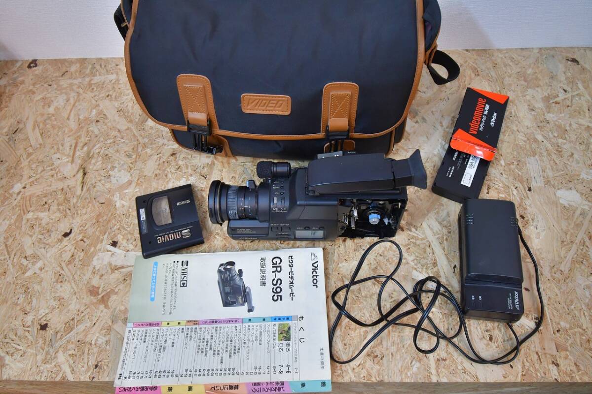 Victor ビクター ビデオムービー ビデオカメラ GR-S95　カメラバッグ　カメラカバン　鞄_画像1