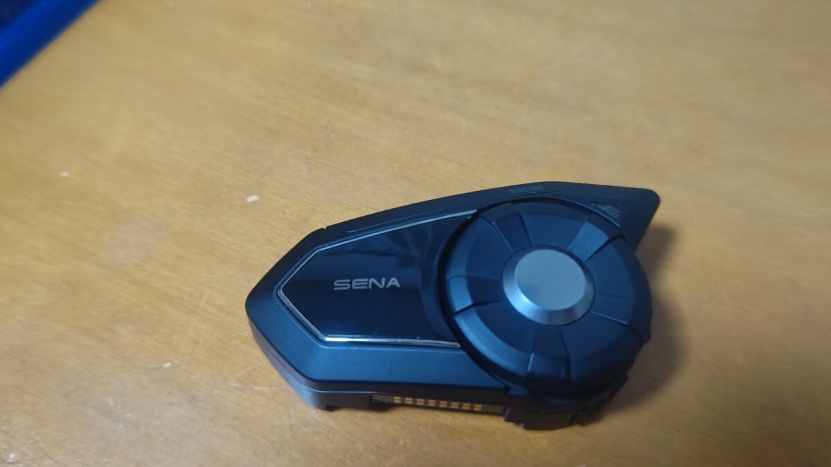 SENA 30K 訳ありジャンク品　本体のみ　国内正規品 インカム バッテリー交換済み　日本語設定済み_画像1