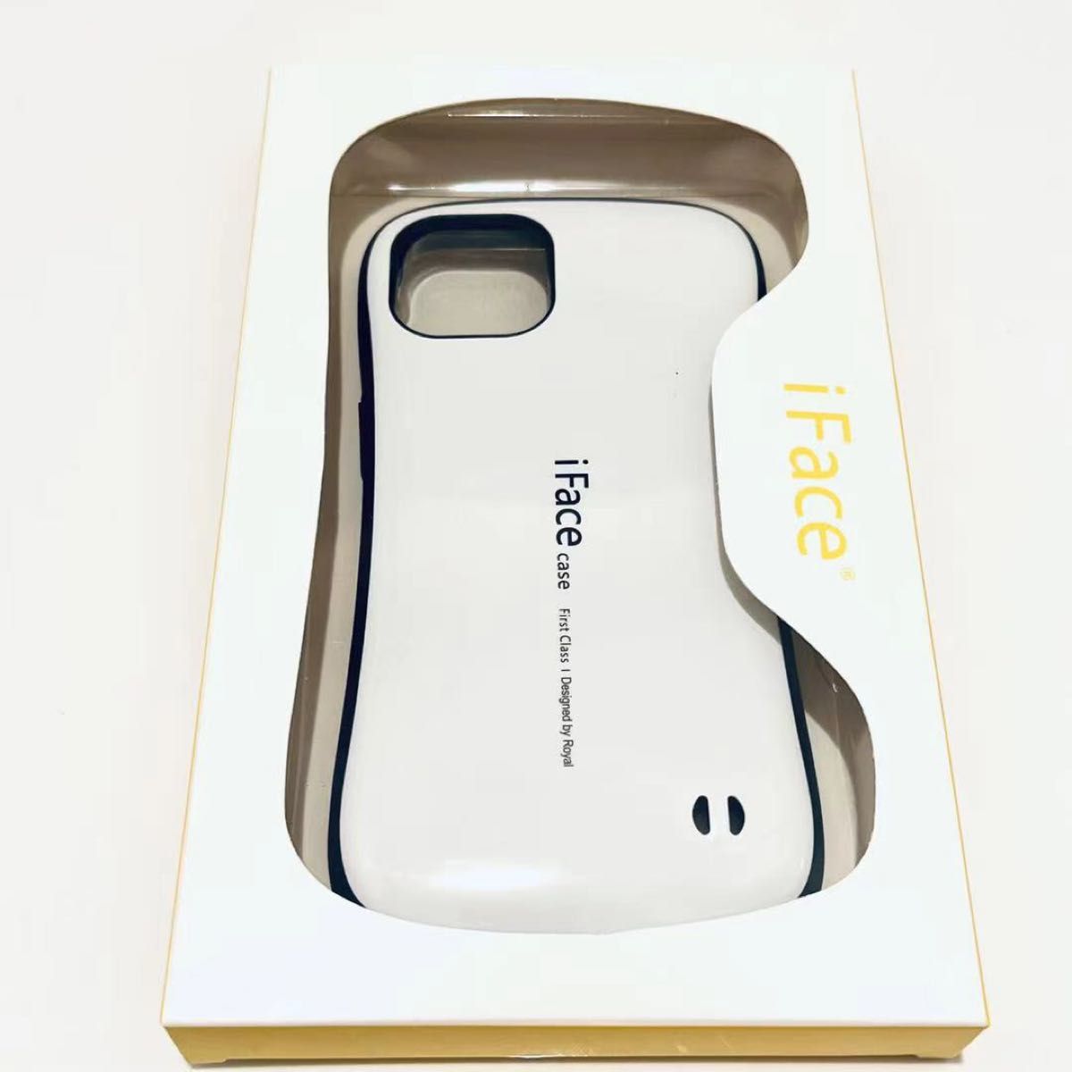 白　　iFace iPhone15  アイフェイス ケース ケース 新品 未使用　耐衝撃　落下防止　傷防止　箱付き